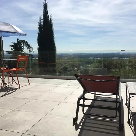 La Du Rhone 4*