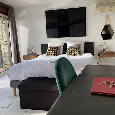 La Du Rhone B&B 4*