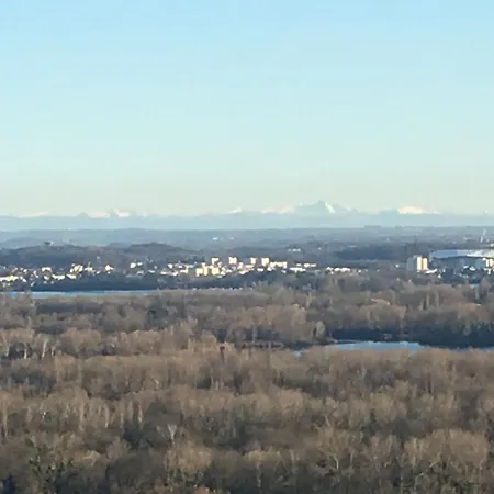 La Du Rhone Nocleg ze śniadaniem