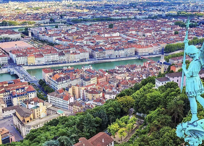 La Du Rhone 4*