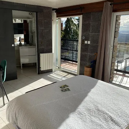 La Du Rhone Bed & Breakfast
