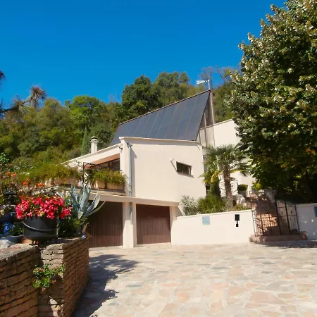 罗纳别墅旅馆 住宿加早餐酒店 米里贝尔