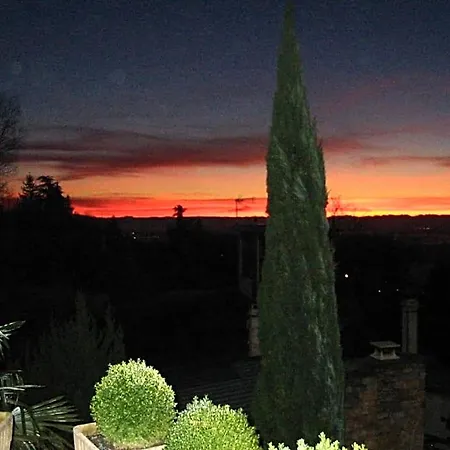 فندق مبيت وإفطار La Du Rhone 4*