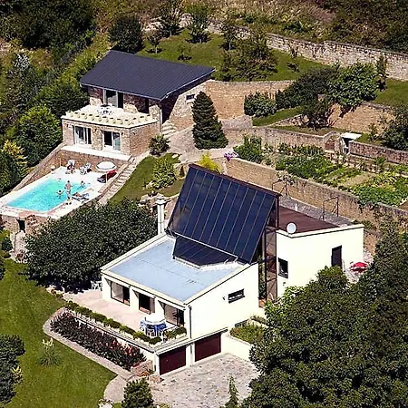 La Du Rhone 4*