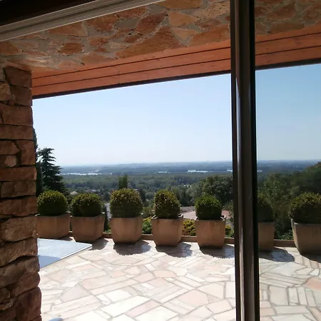 La Du Rhone فندق مبيت وإفطار 4*