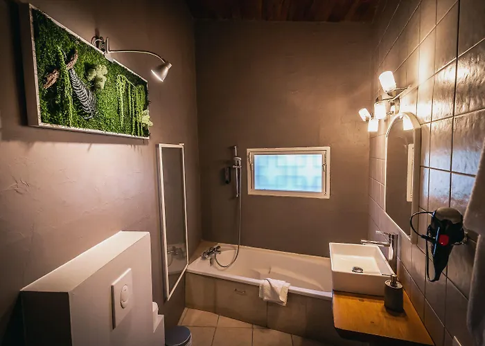 Bed & Breakfast La Du Rhone 4*